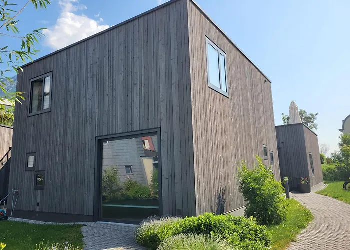 Les Cubes Guest house